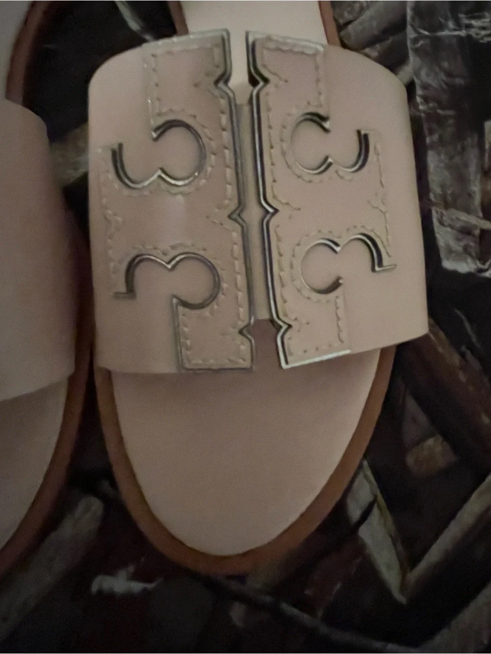 Tory Burch sea shell pink Logo Slide Sandals
